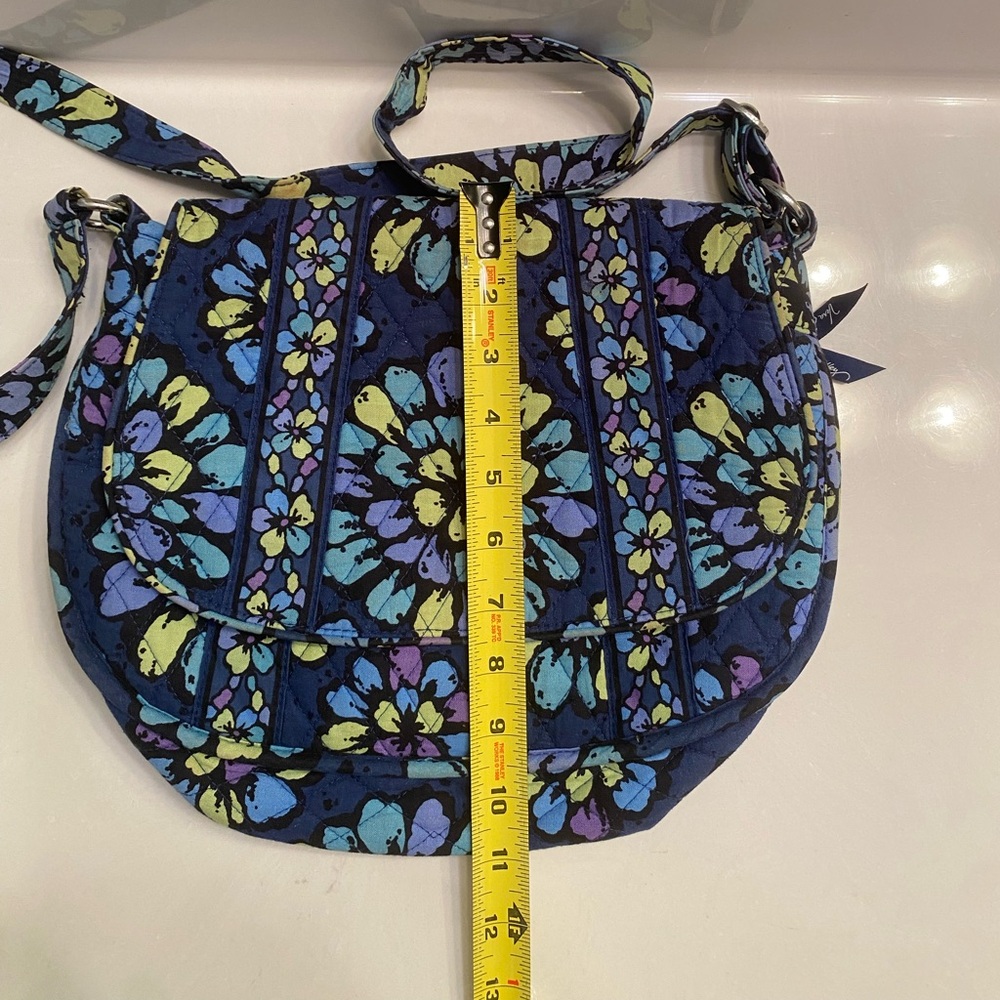 Vera Bradley Crossbody Bags - Picture 3 of 9